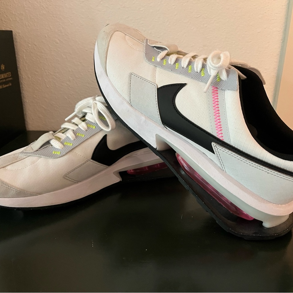 Nike Air Max - White and Black Shoes with Pink Highlights